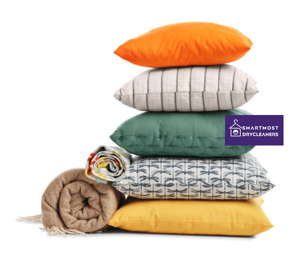 Blankets & Pillows